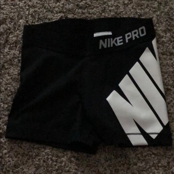 Nike Pants - Nike Pro training shorts new with tags size small